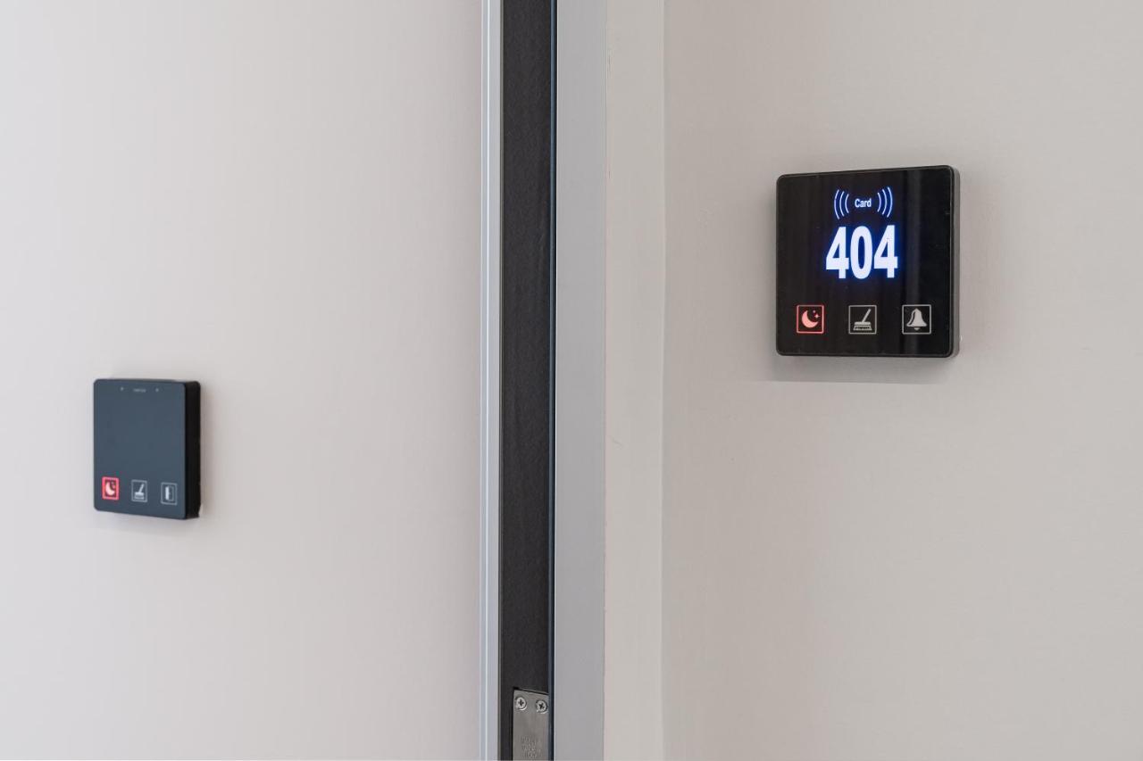 Hellenic Vibes Smart Hotel 아테네 외부 사진 Room control panel