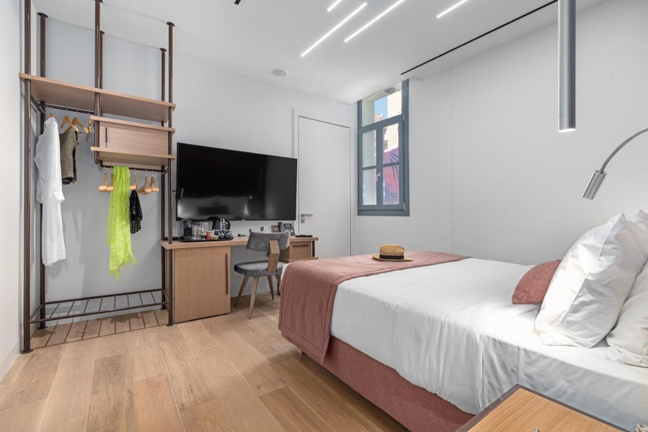 Hellenic Vibes Smart Hotel 아테네 외부 사진 A room at the hotel