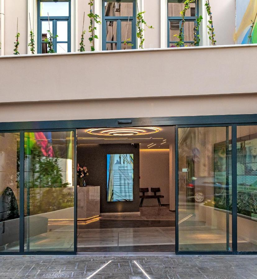 Hellenic Vibes Smart Hotel 아테네 외부 사진 Entrance to the hotel